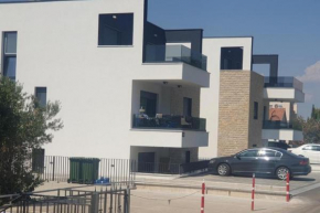 Apartments with a swimming pool Murter - 22942